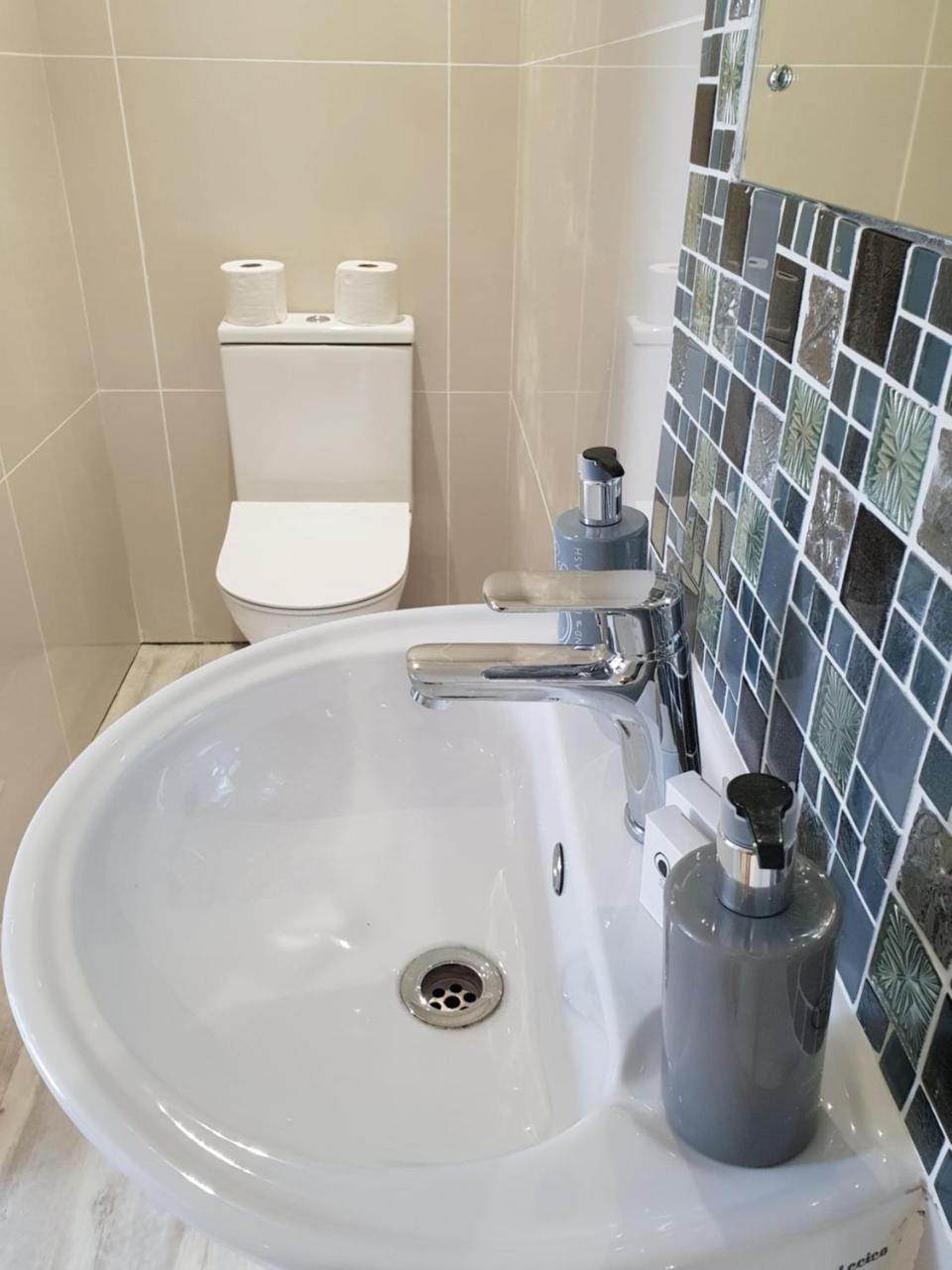 Reef View Bnb Ист-Лондон Экстерьер фото