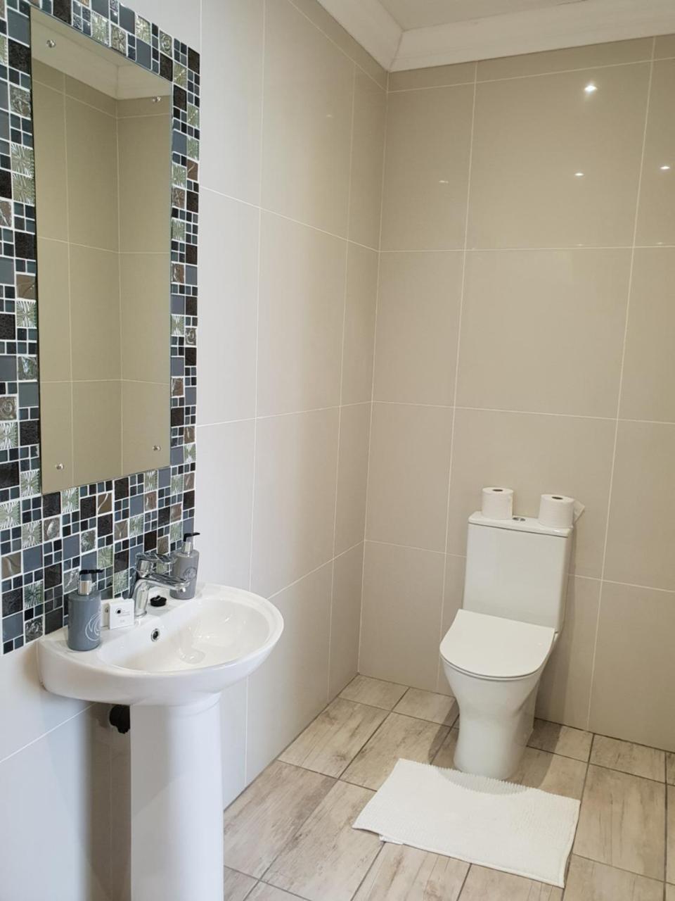 Reef View Bnb Ист-Лондон Экстерьер фото